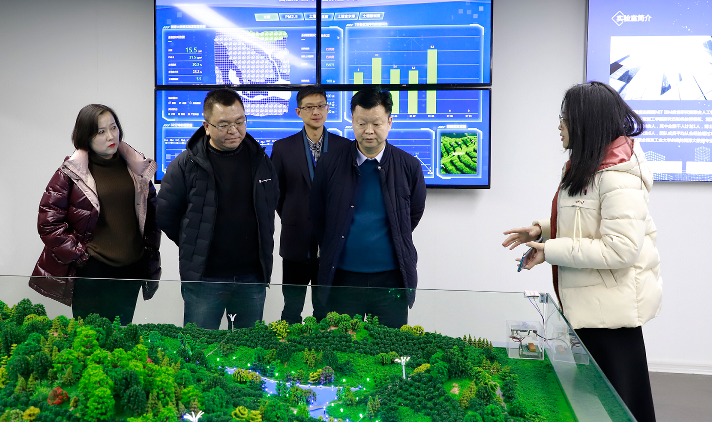新立讯一科技改变未来