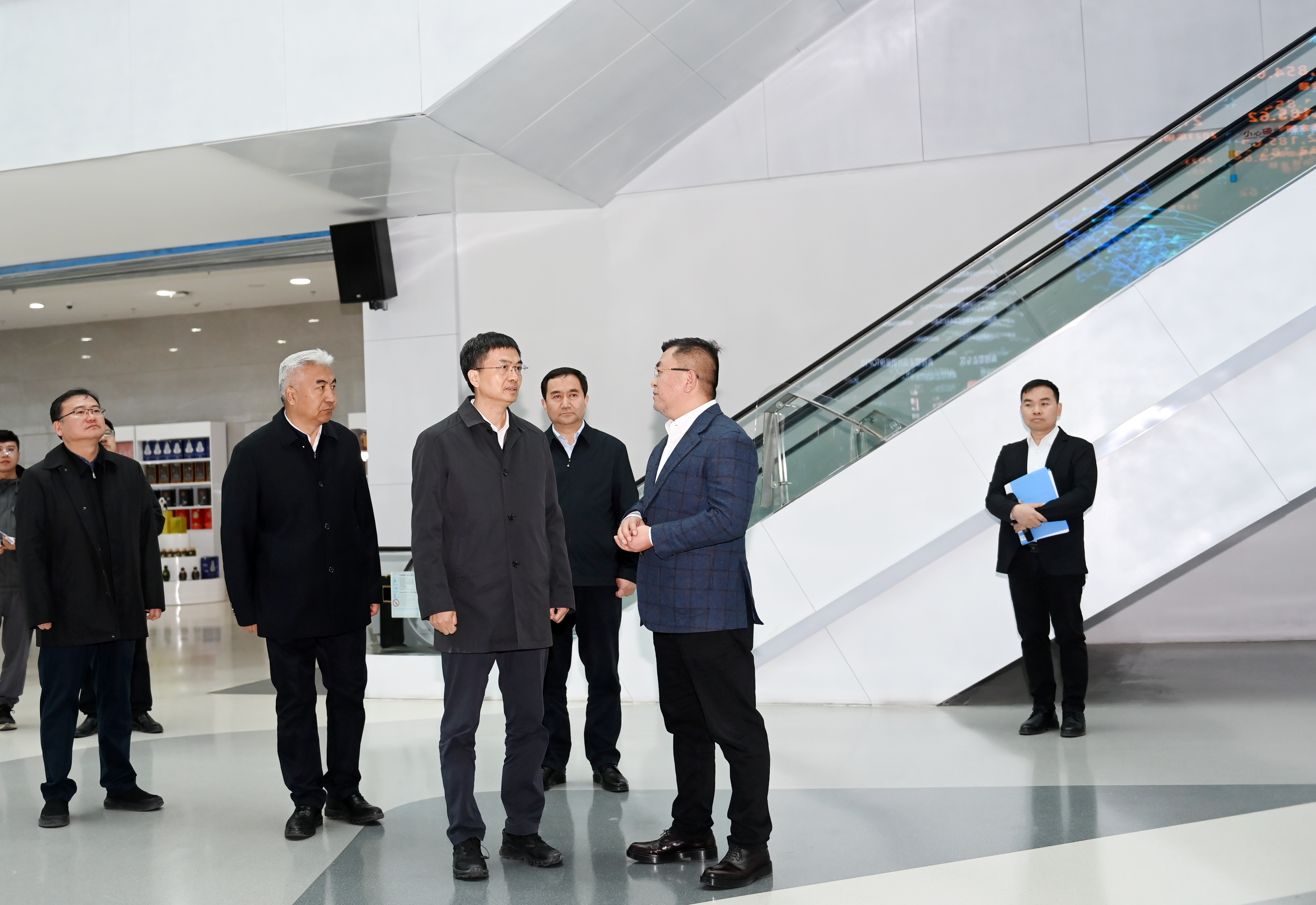 新立讯一科技改变未来