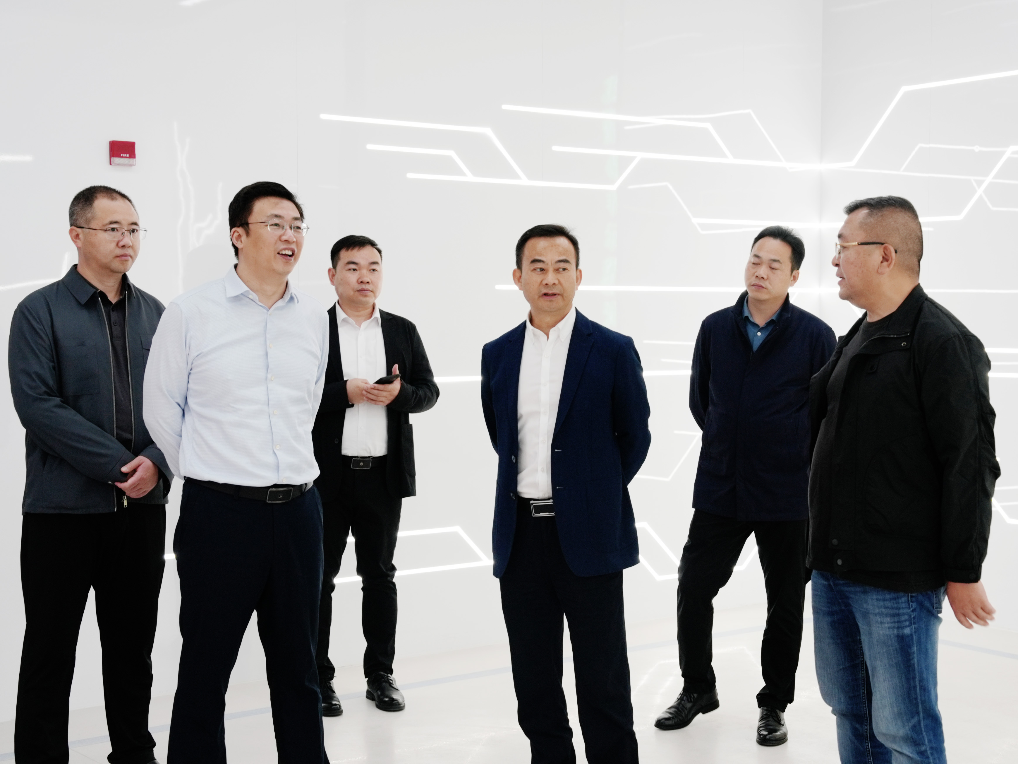 新立讯一科技改变未来