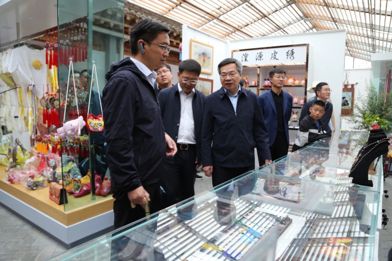新立讯一科技改变未来