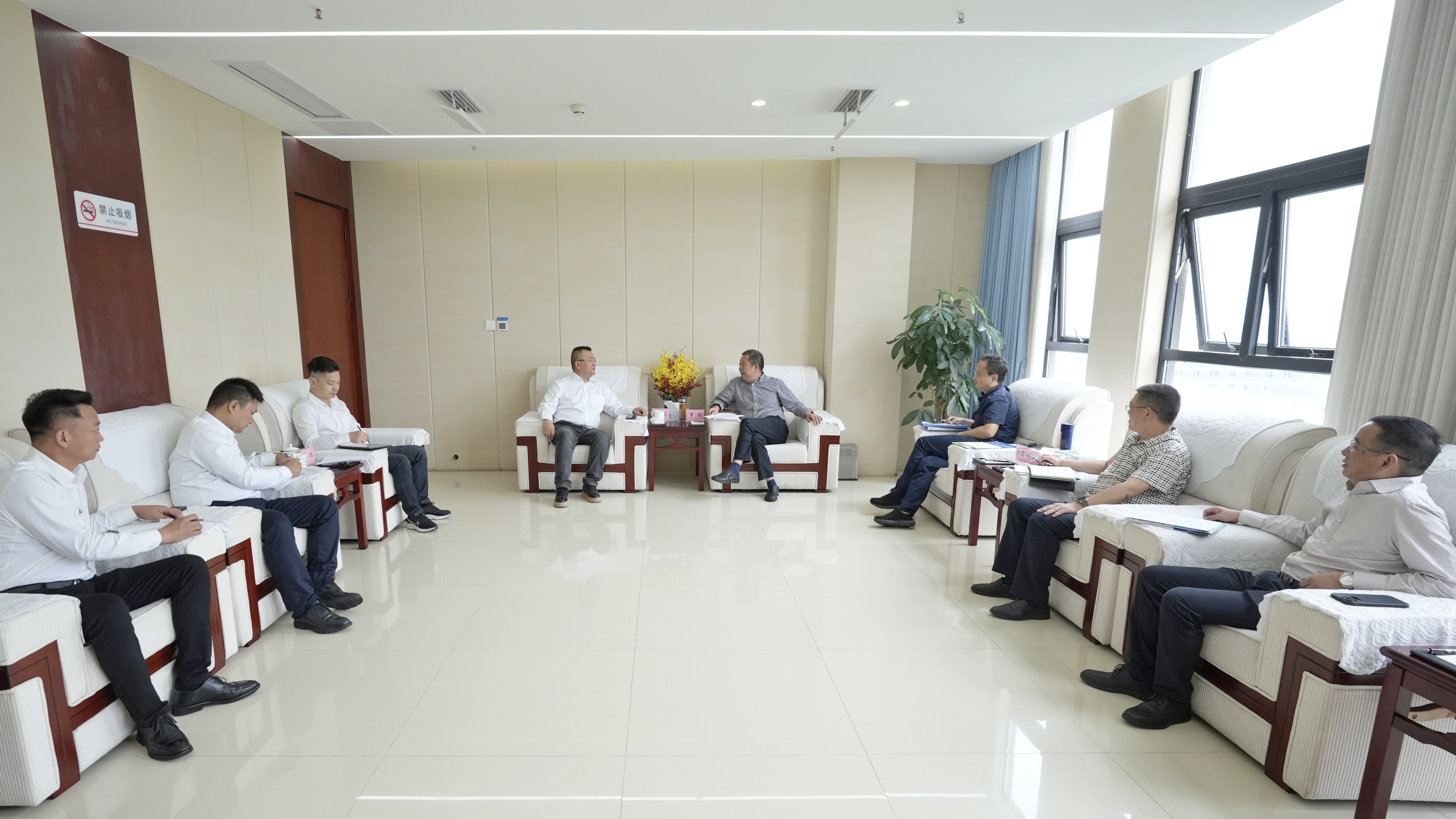 新立讯一科技改变未来